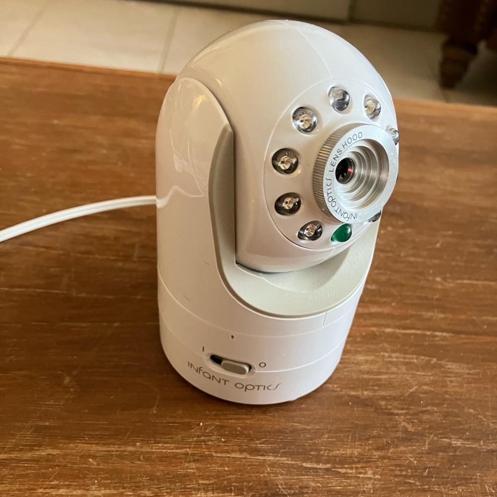Infant optics extra camera.